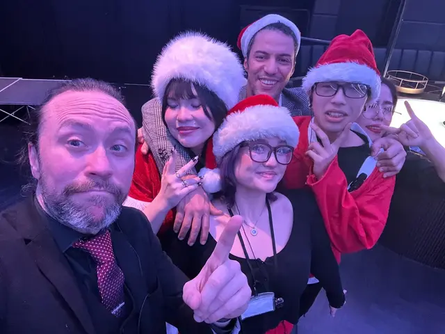 A festive night — costumes, colour and plenty of smiles.
