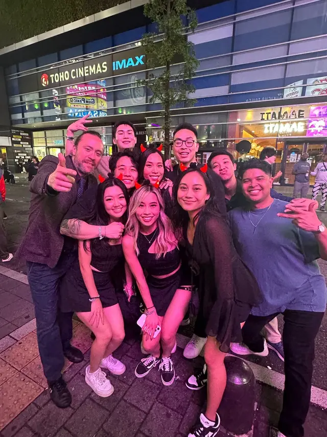 Renaud and a smiling group in Kabukicho